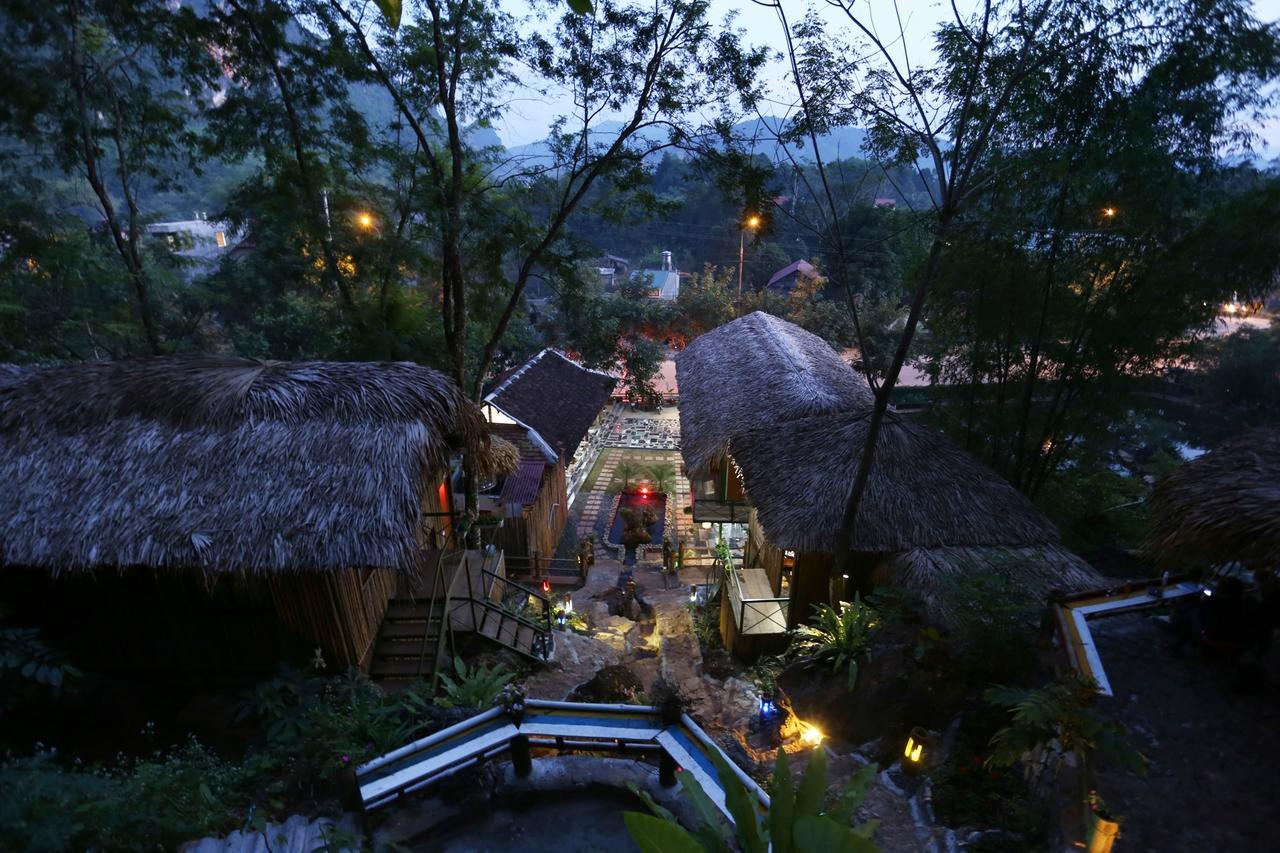 Green Hill Hostel & Tour Hà Giang Eksteriør billede