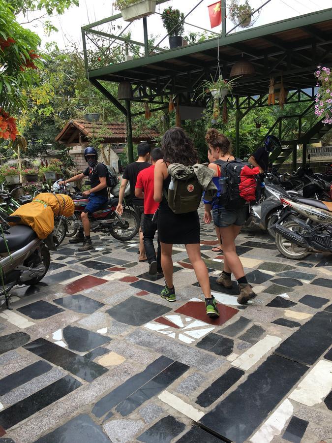 Green Hill Hostel & Tour Hà Giang Eksteriør billede